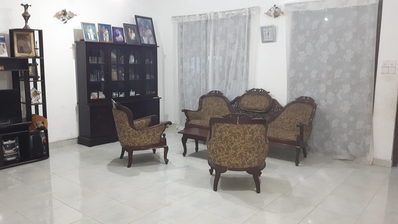 Gamage Friendly Home Канди Экстерьер фото