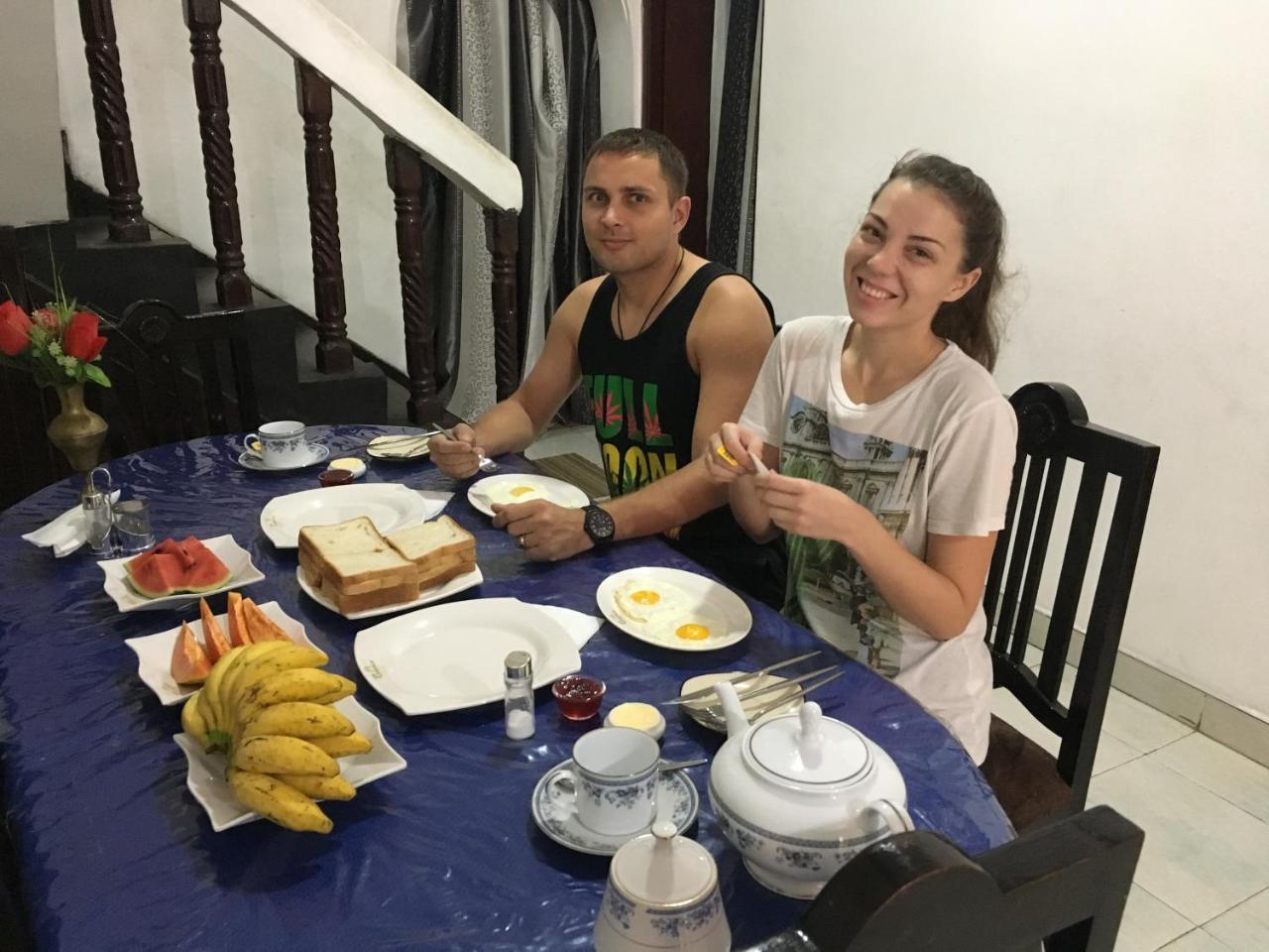 Gamage Friendly Home Канди Экстерьер фото