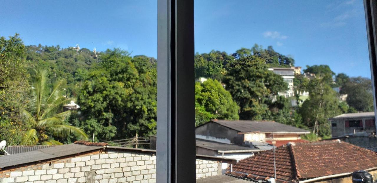 Gamage Friendly Home Канди Экстерьер фото
