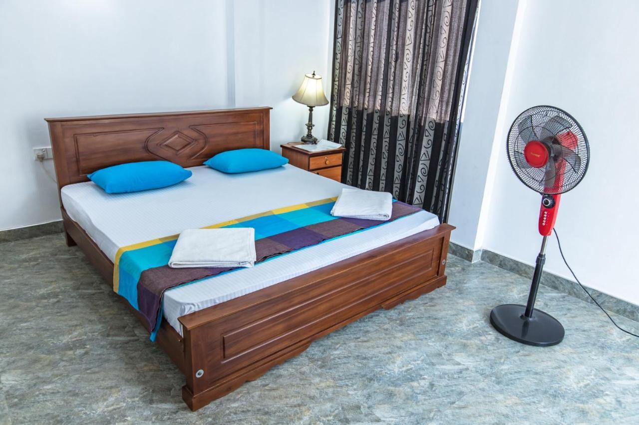 Gamage Friendly Home Канди Экстерьер фото