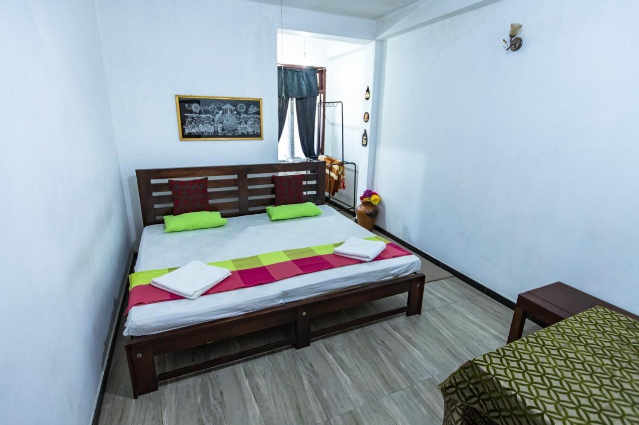 Gamage Friendly Home Канди Экстерьер фото